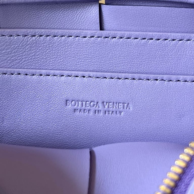 Bottega Veneta Cassette Phone Bag Purple - 2