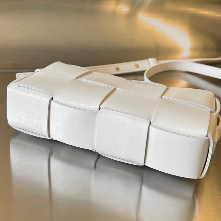 Bottega Veneta Cassette Phone Bag White 755031 - 8