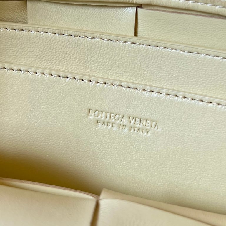 Bottega Veneta Cassette Phone Bag Pale Yellow 755031 - 3