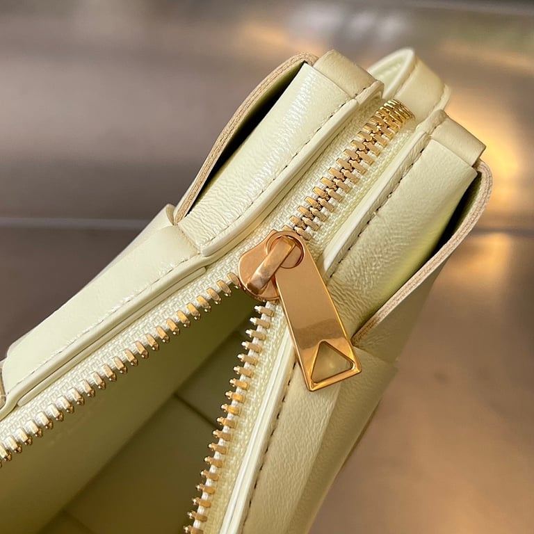 Bottega Veneta Cassette Phone Bag Pale Yellow 755031 - 4