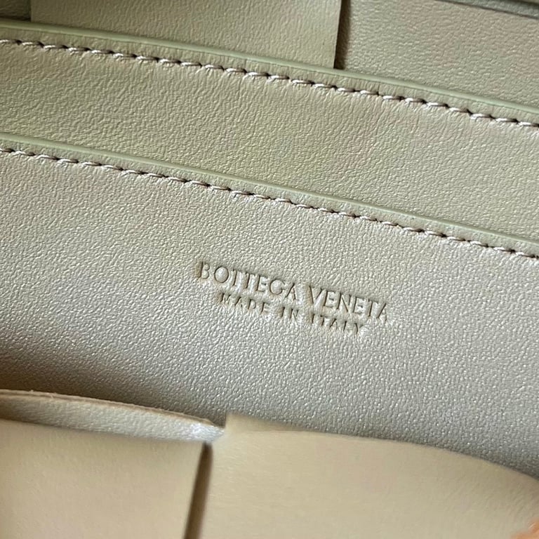 Bottega Veneta Cassette Phone Bag Sage Green - 3