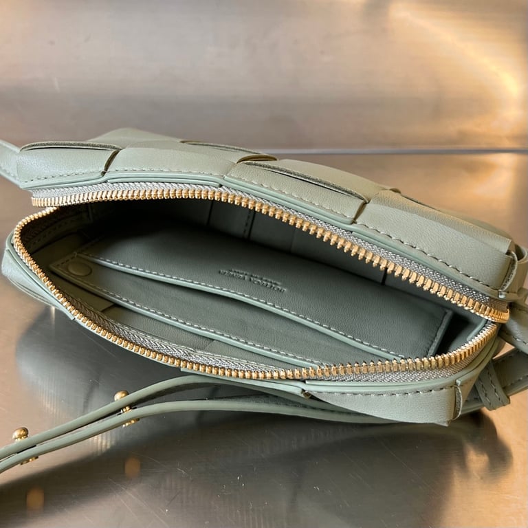 Bottega Veneta Cassette Phone Bag Sage Green - 5