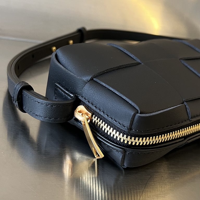 Bottega Veneta Cassette Phone Bag Black - 9