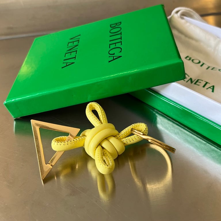 Bottega Veneta Knot Leather Keychain 619100 Yellow - 5
