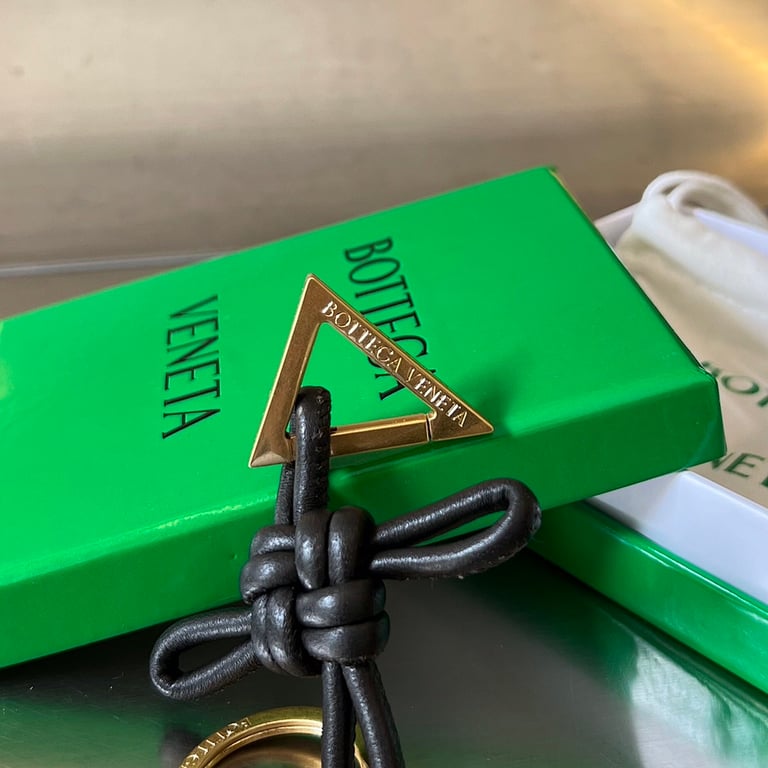 Bottega Veneta Knotted Leather Key Ring 619100 - 6
