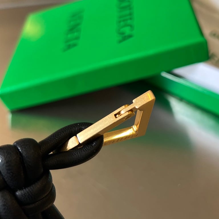 Bottega Veneta Knotted Leather Keychain 619100 - 3