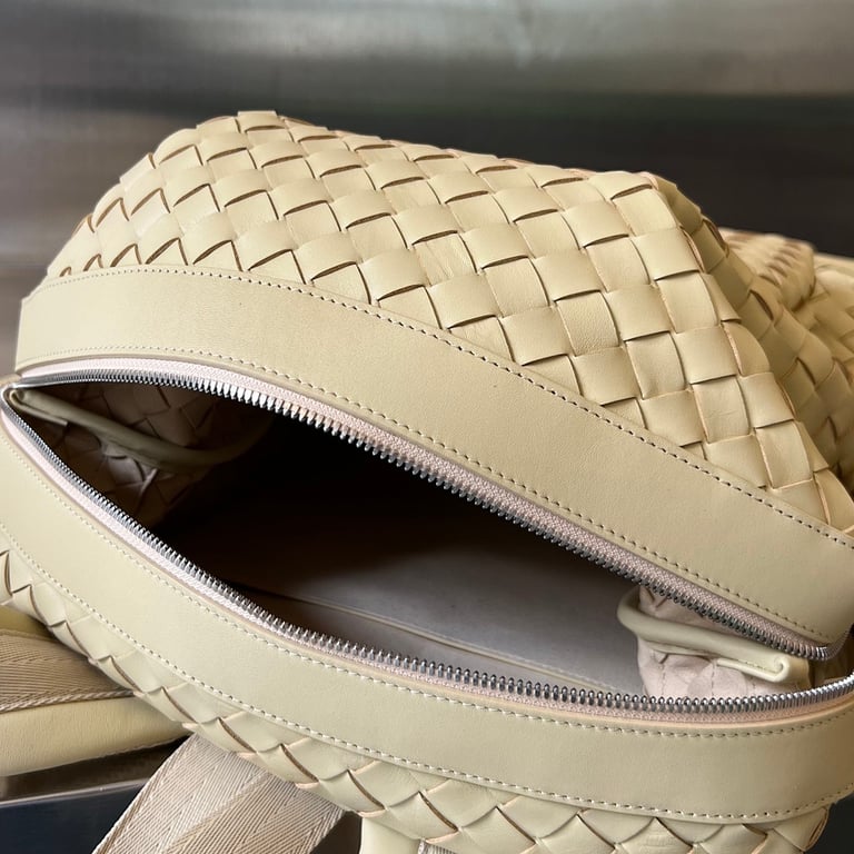 Bottega Veneta Intrecciato Leather Backpack Beige - 5