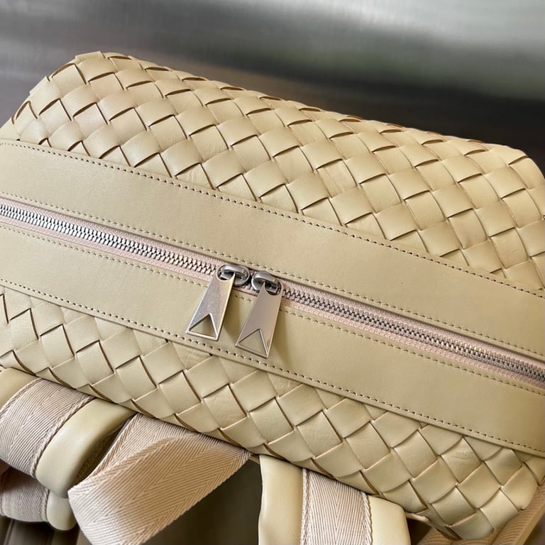 Bottega Veneta Intrecciato Leather Backpack Beige - 6