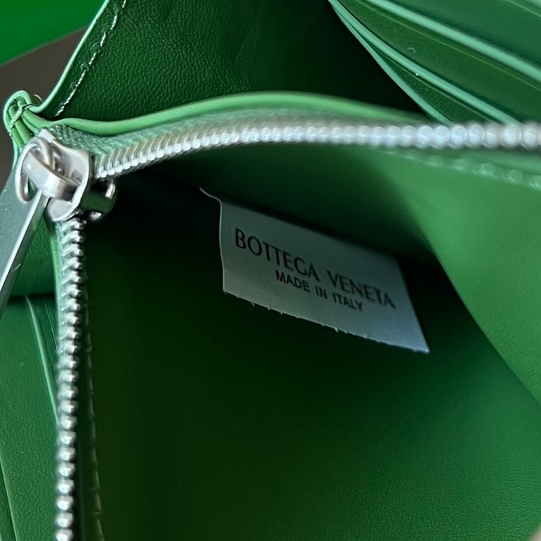 Bottega Veneta 649607 Intrecciato Zip Around Wallet Green - 2