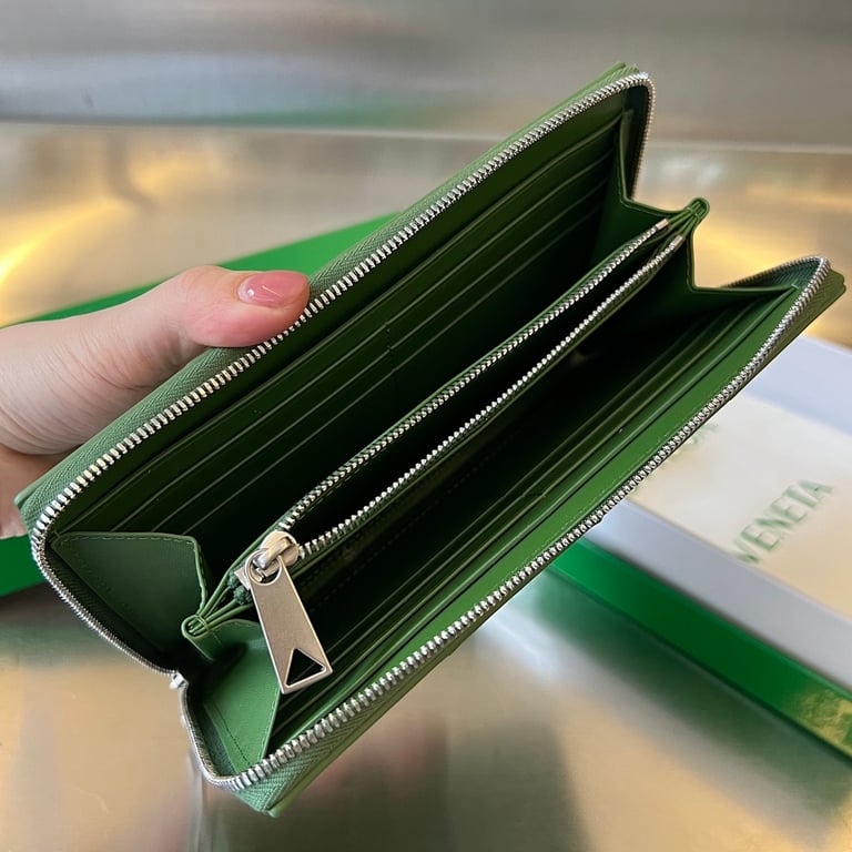 Bottega Veneta 649607 Intrecciato Zip Around Wallet Green - 6