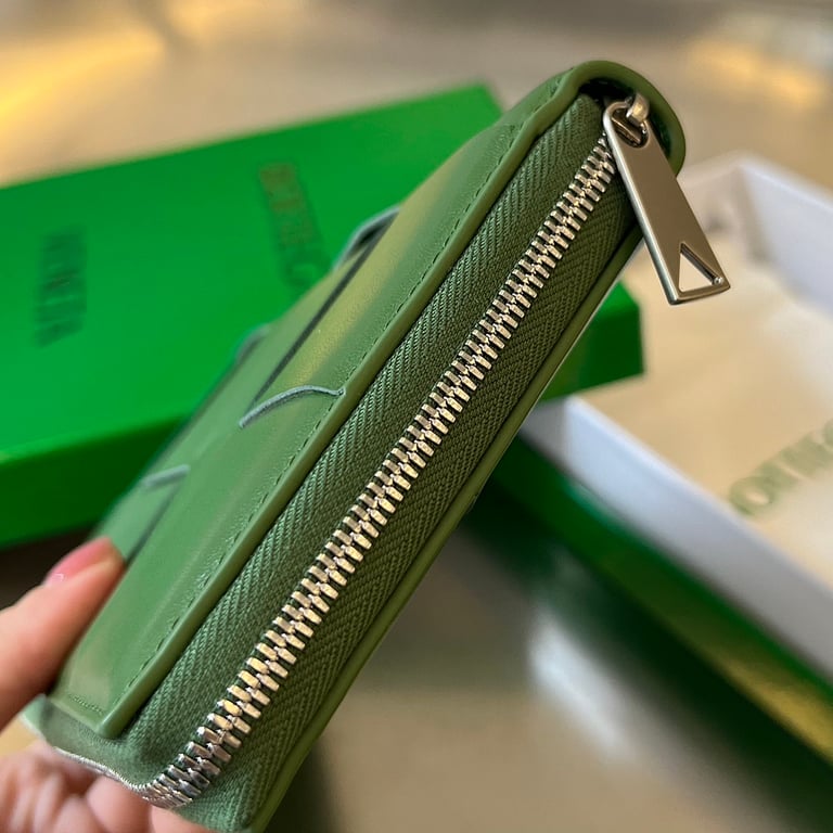 Bottega Veneta 649607 Intrecciato Zip Around Wallet Green - 8