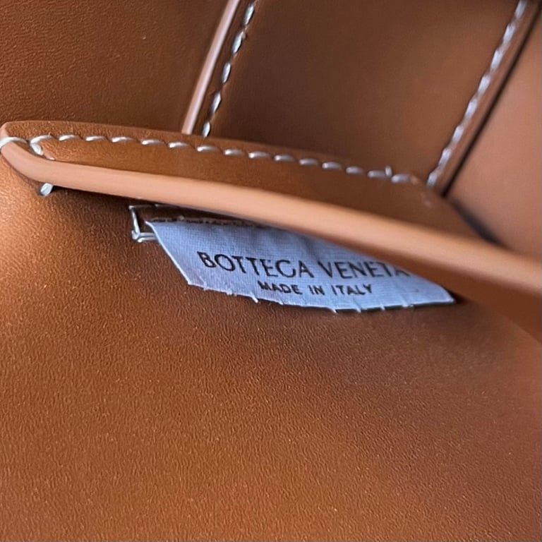Bottega Veneta Cassette Belt Bag Brown with Contrast Stitching - 2