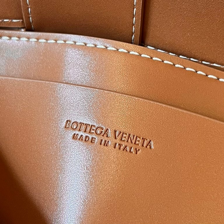 Bottega Veneta Cassette Belt Bag Brown with Contrast Stitching - 3