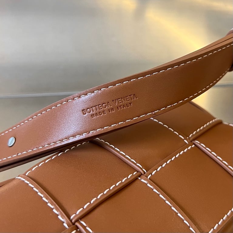 Bottega Veneta Cassette Belt Bag Brown with Contrast Stitching - 6