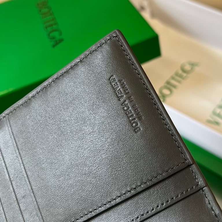 Bottega Veneta Maxi Intrecciato Long Wallet Grey - 4