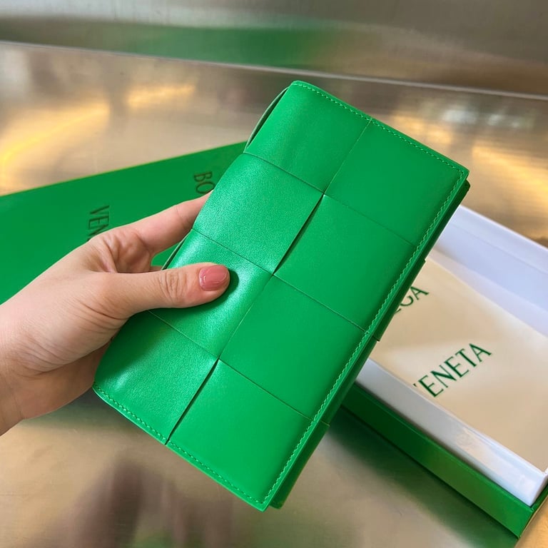 Bottega Veneta Intrecciato Long Wallet Green - 2