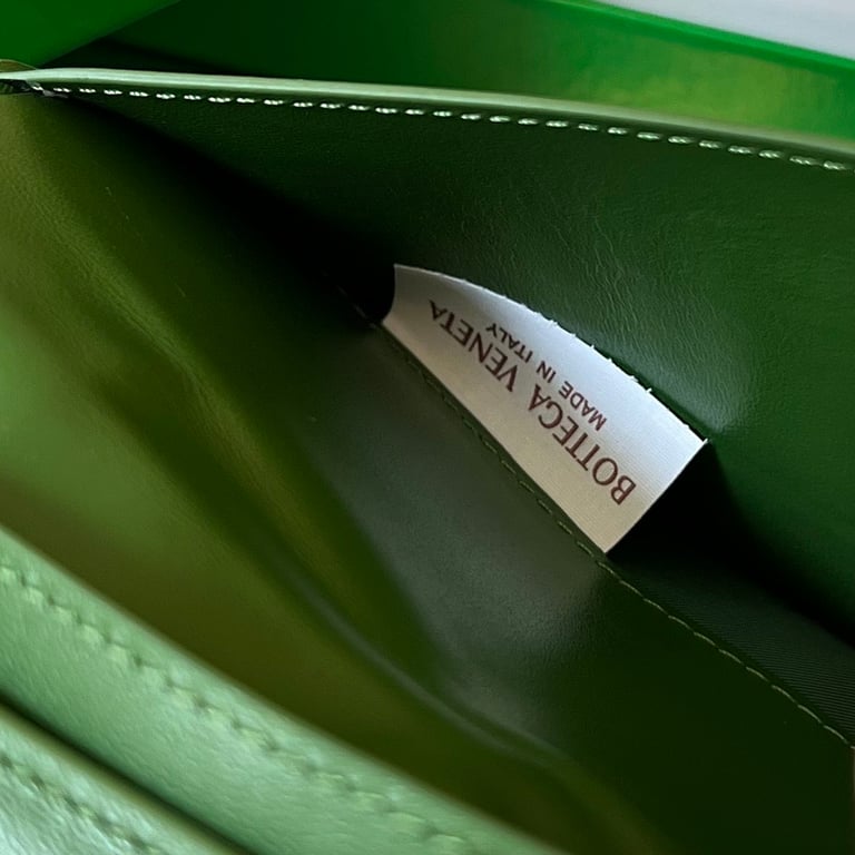 Bottega Veneta Intrecciato Long Wallet Green 679845 - 2