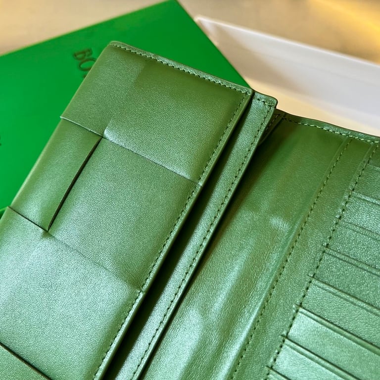 Bottega Veneta Intrecciato Long Wallet Green 679845 - 3