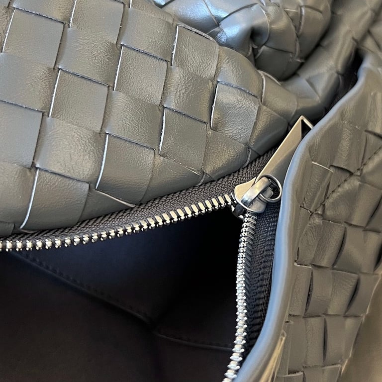 Bottega Veneta Intrecciato Leather Backpack Grey - 4