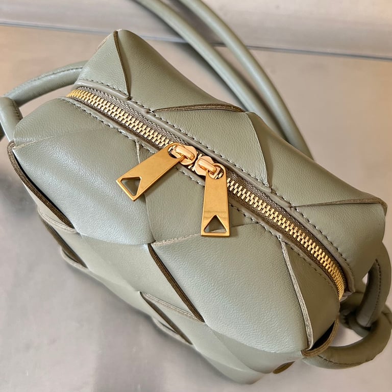 Bottega Veneta Small Cassette Camera Bag - 3