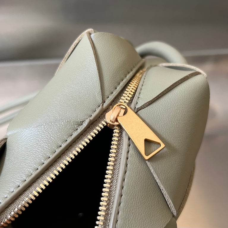 Bottega Veneta Small Cassette Camera Bag - 4