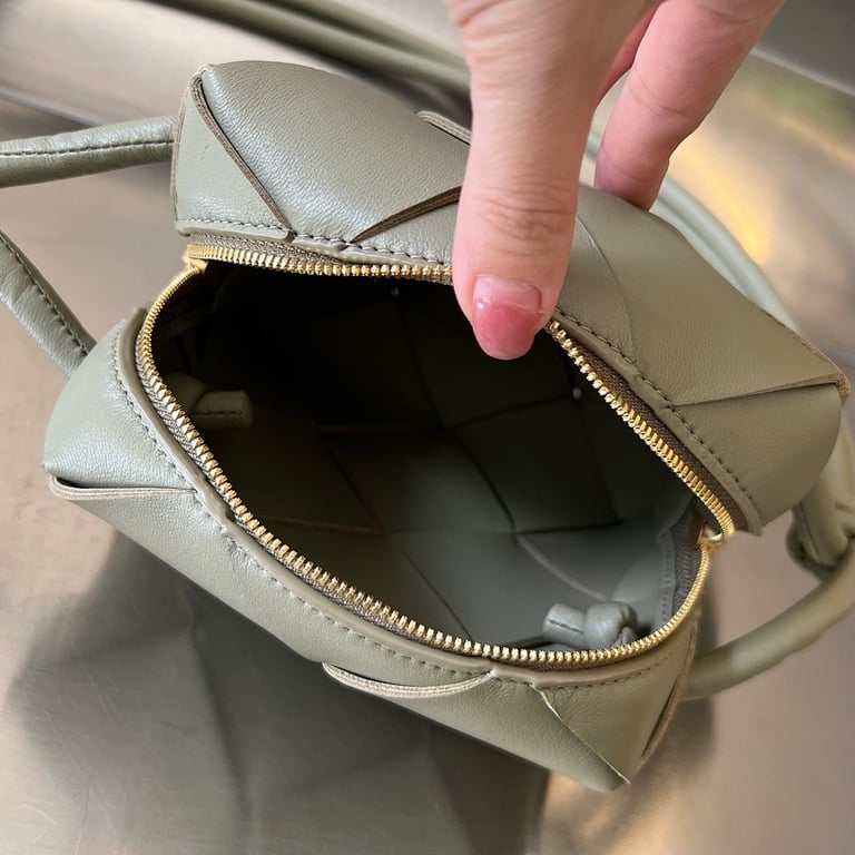 Bottega Veneta Small Cassette Camera Bag - 5