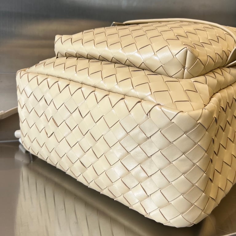Bottega Veneta Intrecciato Leather Backpack Beige - 7
