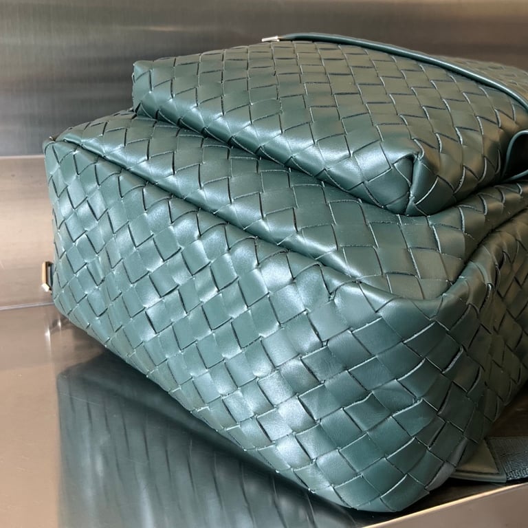 Bottega Veneta Intrecciato Leather Backpack Green - 8