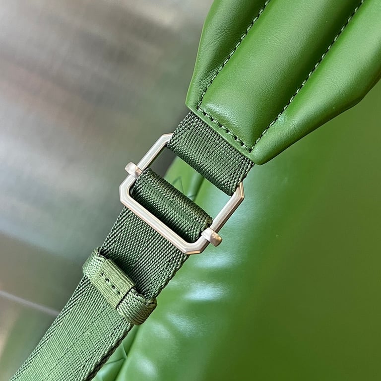 Bottega Veneta Intrecciato Leather Backpack Green 730732 - 5