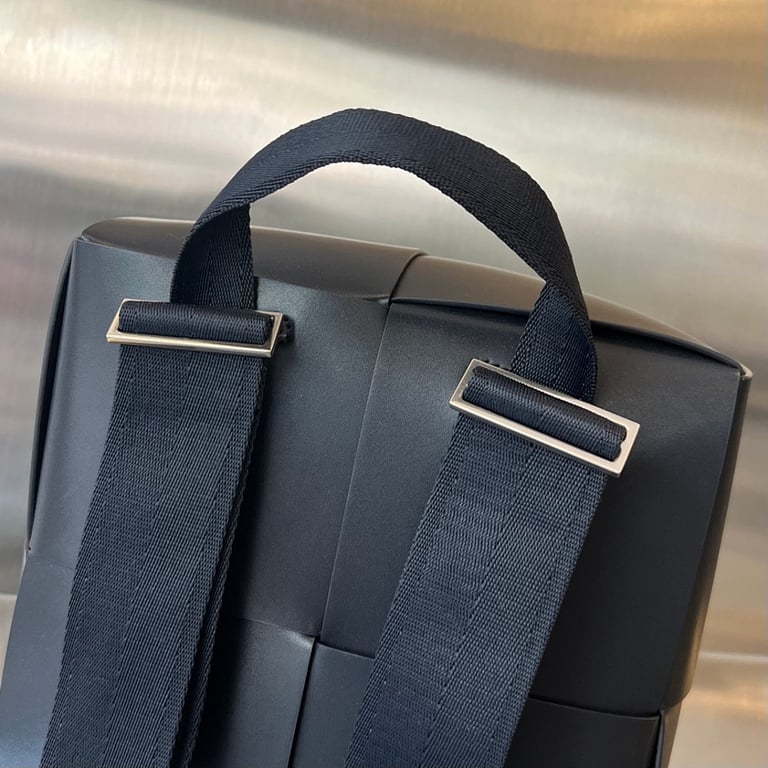 Bottega Veneta Intrecciato Leather Backpack Black - 3