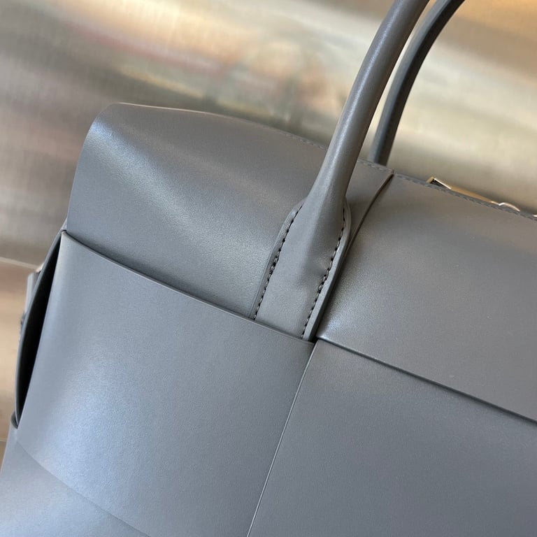 Bottega Veneta Arco Briefcase Grey - 7