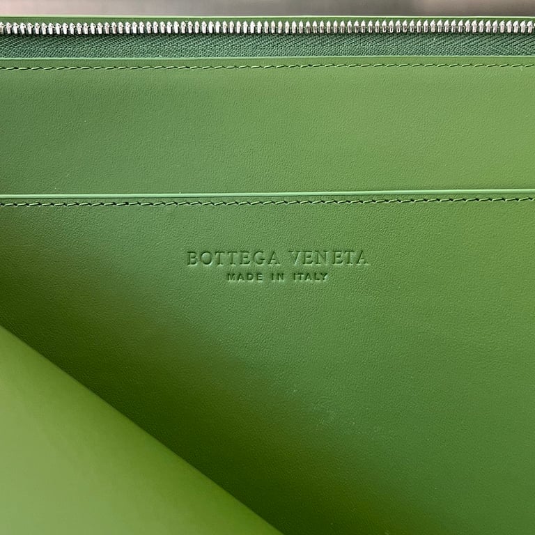 Bottega Veneta Intreccio Document Case 607479 Green - 4