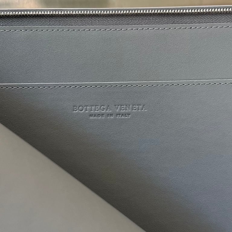 Bottega Veneta 607479 Intreccio Half-Zip Clutch Grey - 5