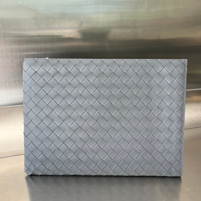 Bottega Veneta 607479 Intreccio Half-Zip Clutch Grey - 10