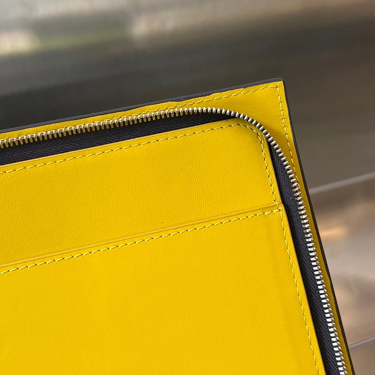 Bottega Veneta Intreccio Leather Clutch 607479 Grey/Yellow - 3