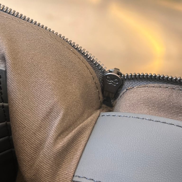 Bottega Veneta Intrecciato Leather Clutch Grey - 3