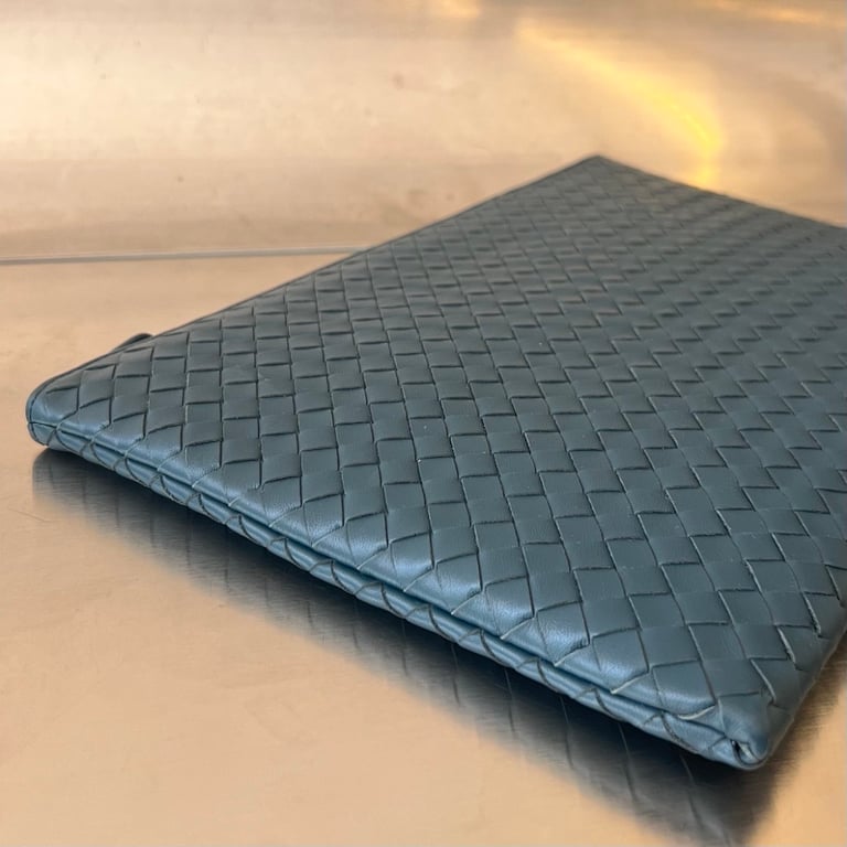 Bottega Veneta Intrecciato Leather Clutch 522430 - 7