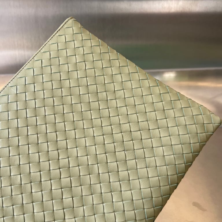 Bottega Veneta Intrecciato Pouch 522430 Sage - 7
