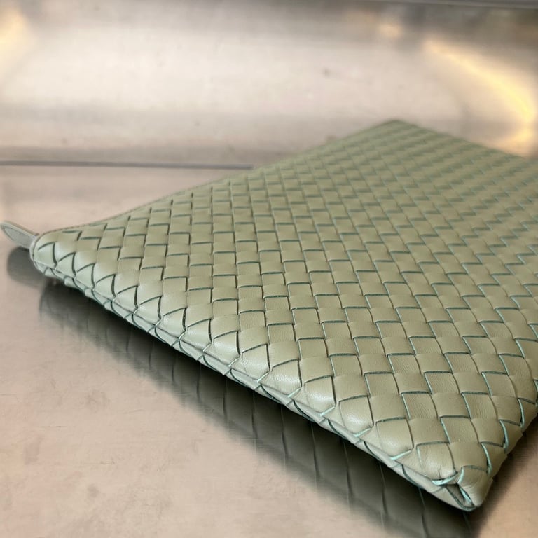 Bottega Veneta Intrecciato Pouch 522430 Sage - 8