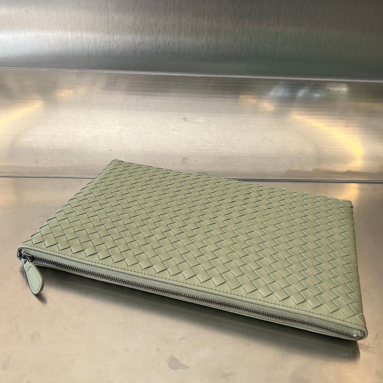 Bottega Veneta Intrecciato Pouch 522430 Sage - 9