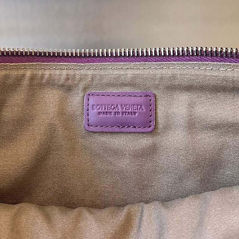 Bottega Veneta 256405 Intrecciato Clutch Purple - 4