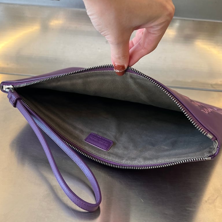 Bottega Veneta 256405 Intrecciato Clutch Purple - 5