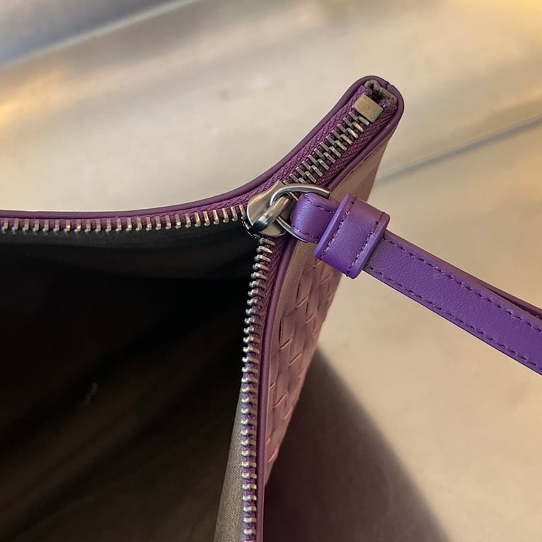 Bottega Veneta 256405 Intrecciato Clutch Purple - 6