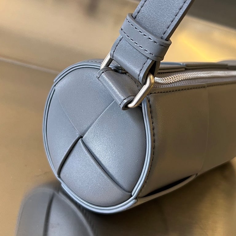 Bottega Veneta Intrecciato Cylinder Bag Grey - 4