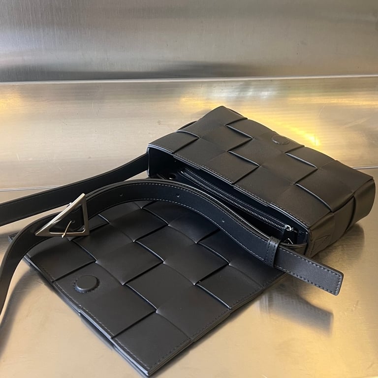 Bottega Veneta Cassette Bag Black - 5