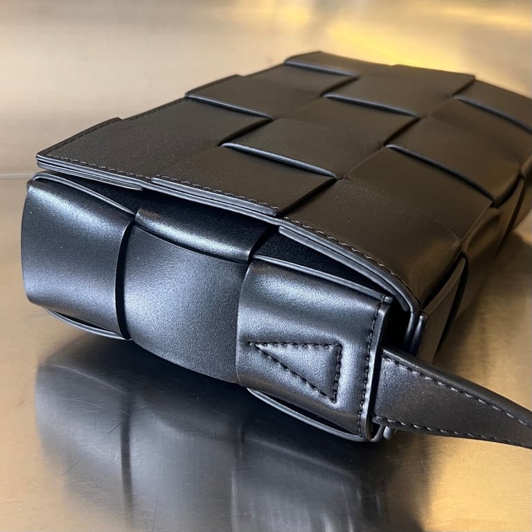Bottega Veneta Cassette Bag Black - 8