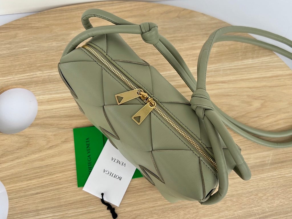 Bottega Veneta Cassette Camera Bag Sage Green - 7