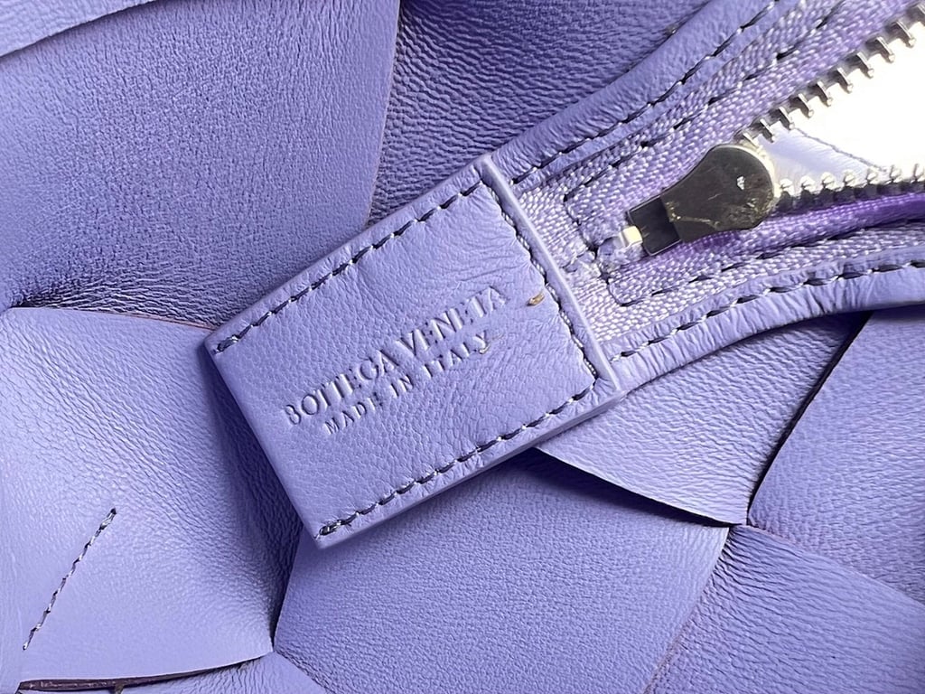 Bottega Veneta Cassette Camera Bag Purple - 2