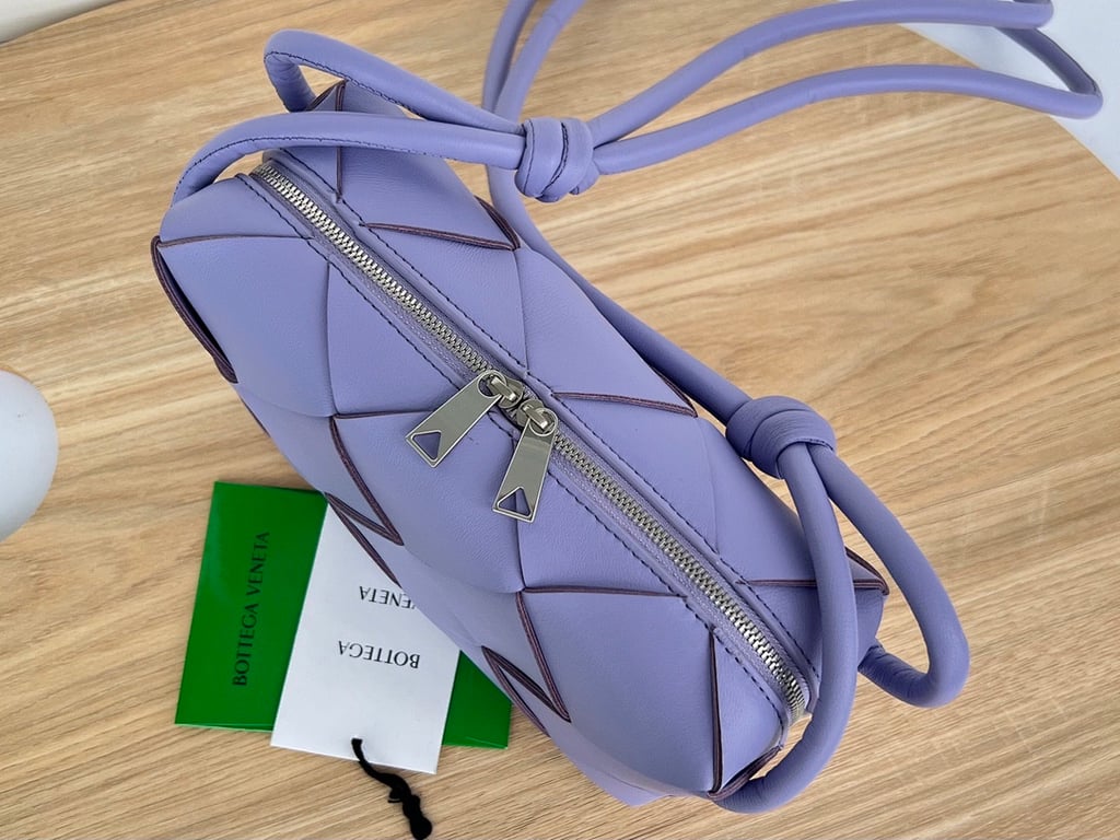 Bottega Veneta Cassette Camera Bag Purple - 3