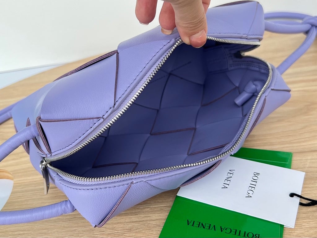 Bottega Veneta Cassette Camera Bag Purple - 5